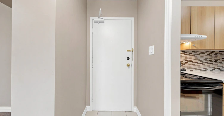 102-370 Dixon Road, Toronto, ON, M9R 1T2 - 28