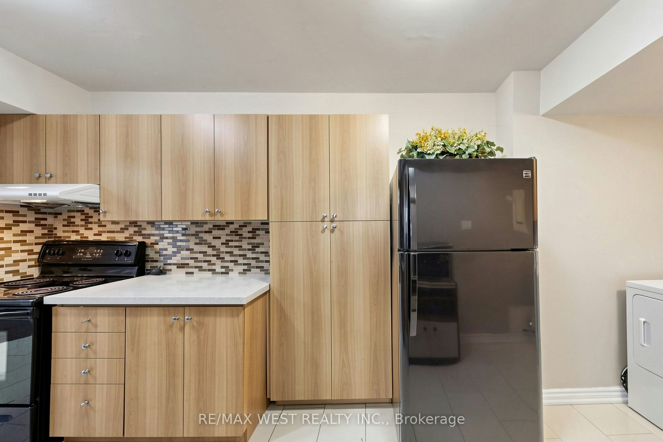 102-370 Dixon Road, Toronto, ON, M9R 1T2 - 4