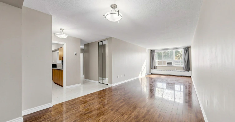 102-370 Dixon Road, Toronto, ON, M9R 1T2 - 11