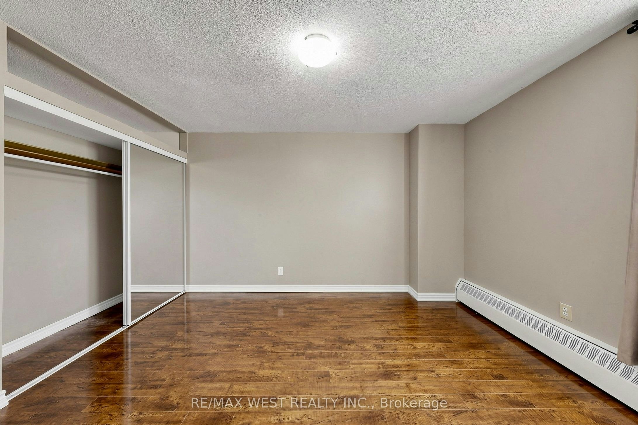 102-370 Dixon Road, Toronto, ON, M9R 1T2 - 23