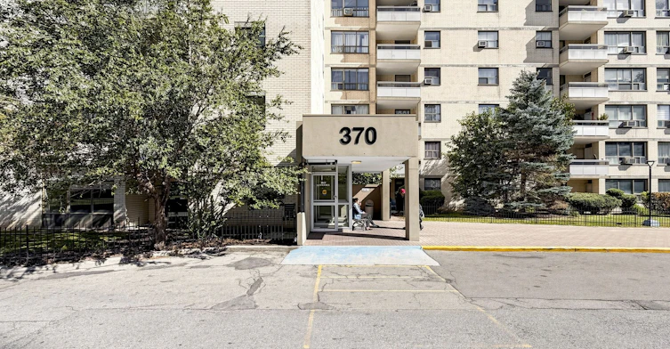 102-370 Dixon Road, Toronto, ON, M9R 1T2 - 42