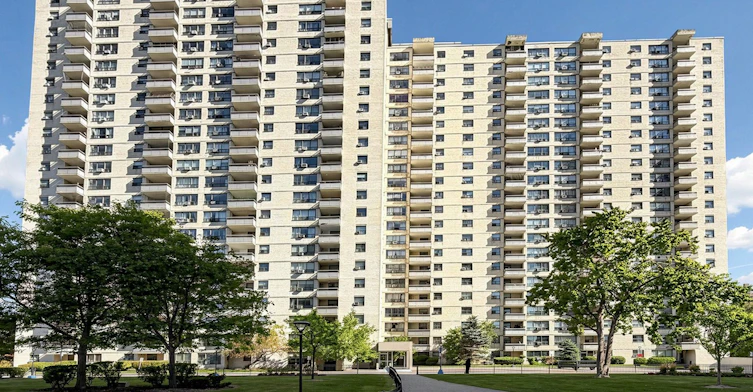 102-370 Dixon Road, Toronto, ON, M9R 1T2 - 44