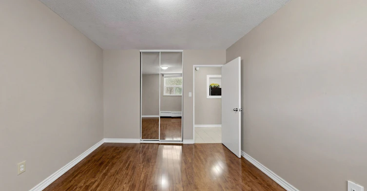 102-370 Dixon Road, Toronto, ON, M9R 1T2 - 19