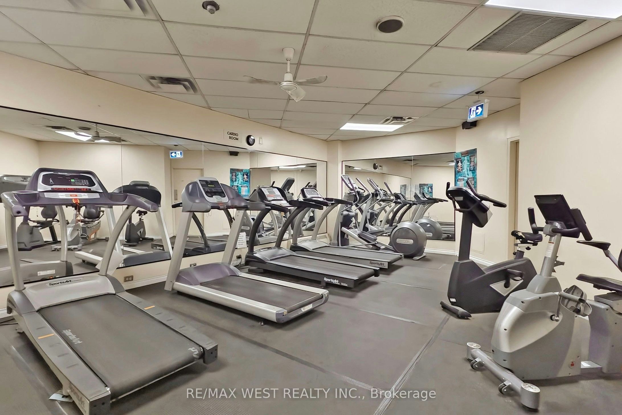 102-370 Dixon Road, Toronto, ON, M9R 1T2 - 36