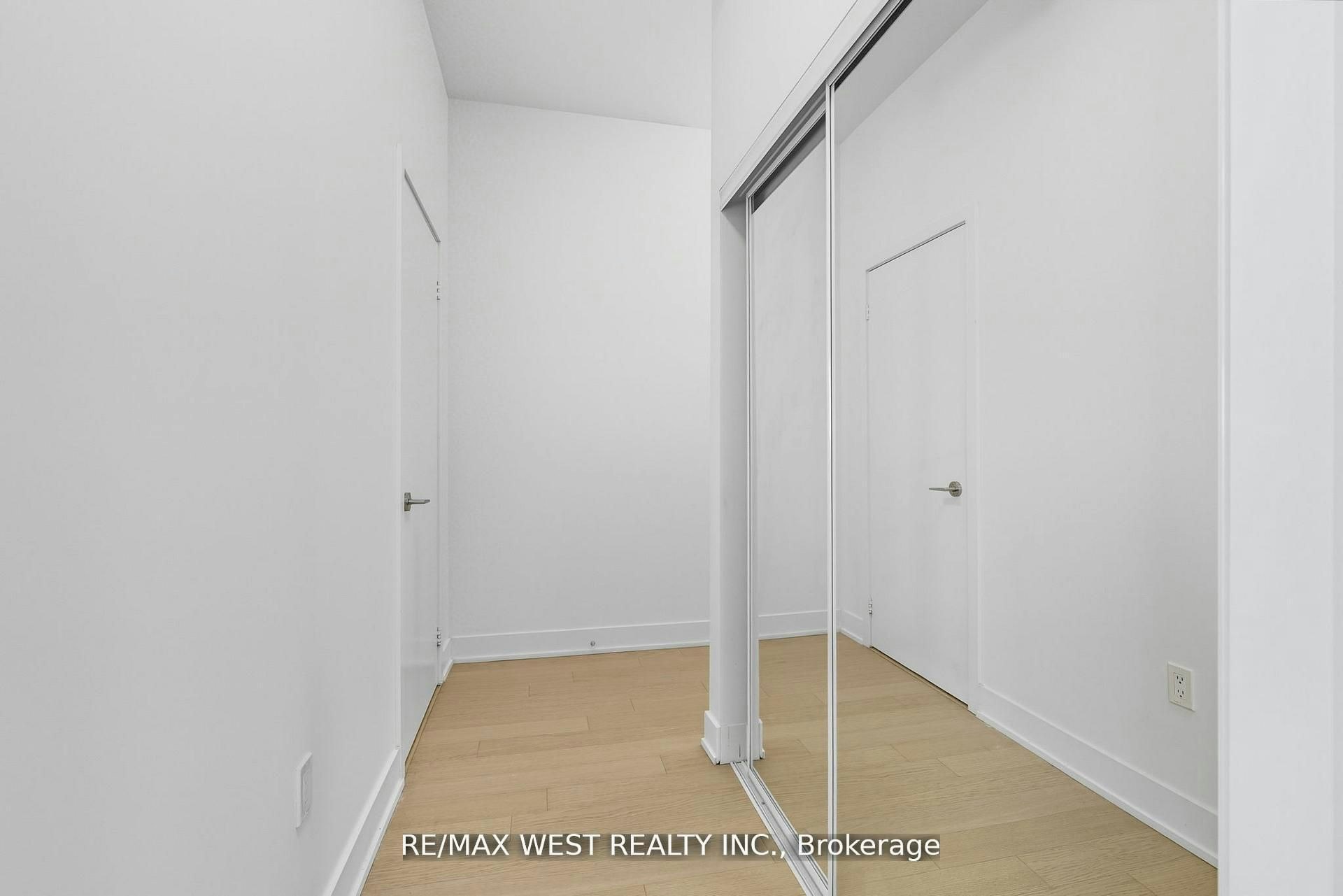 702-20 Shore Breeze Drive, Toronto, ON, M8V 0C7 - 20