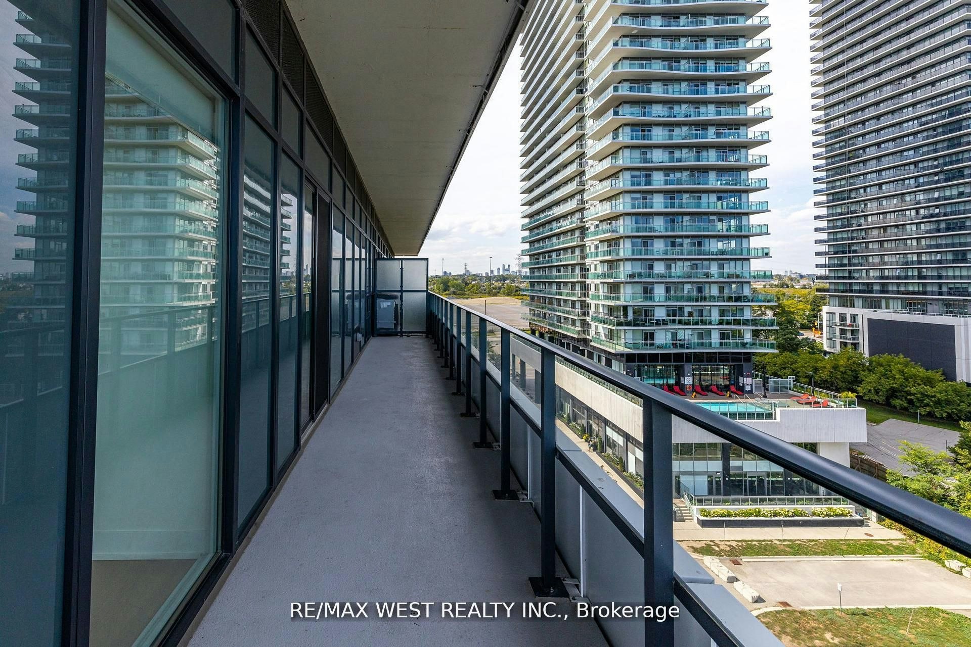 702-20 Shore Breeze Drive, Toronto, ON, M8V 0C7 - 28