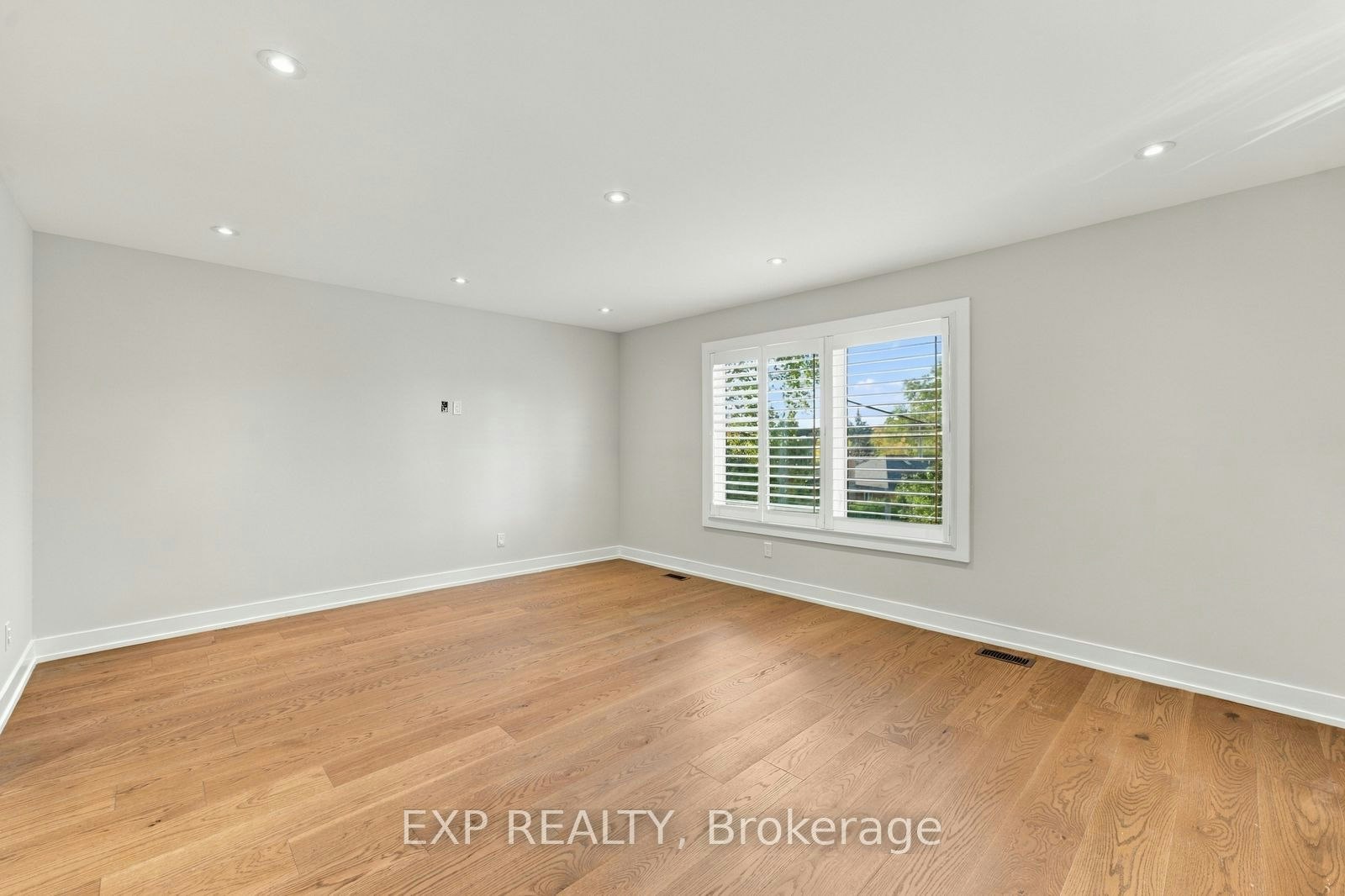 54 Benson Avenue, Mississauga, ON, L5H 2P4 - 16