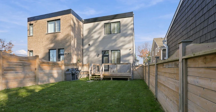54 Benson Avenue, Mississauga, ON, L5H 2P4 - 34