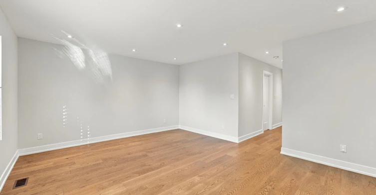 54 Benson Avenue, Mississauga, ON, L5H 2P4 - 17