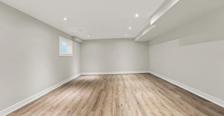 54 Benson Avenue, Mississauga, ON, L5H 2P4 - 27
