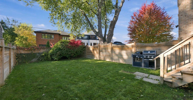 54 Benson Avenue, Mississauga, ON, L5H 2P4 - 33