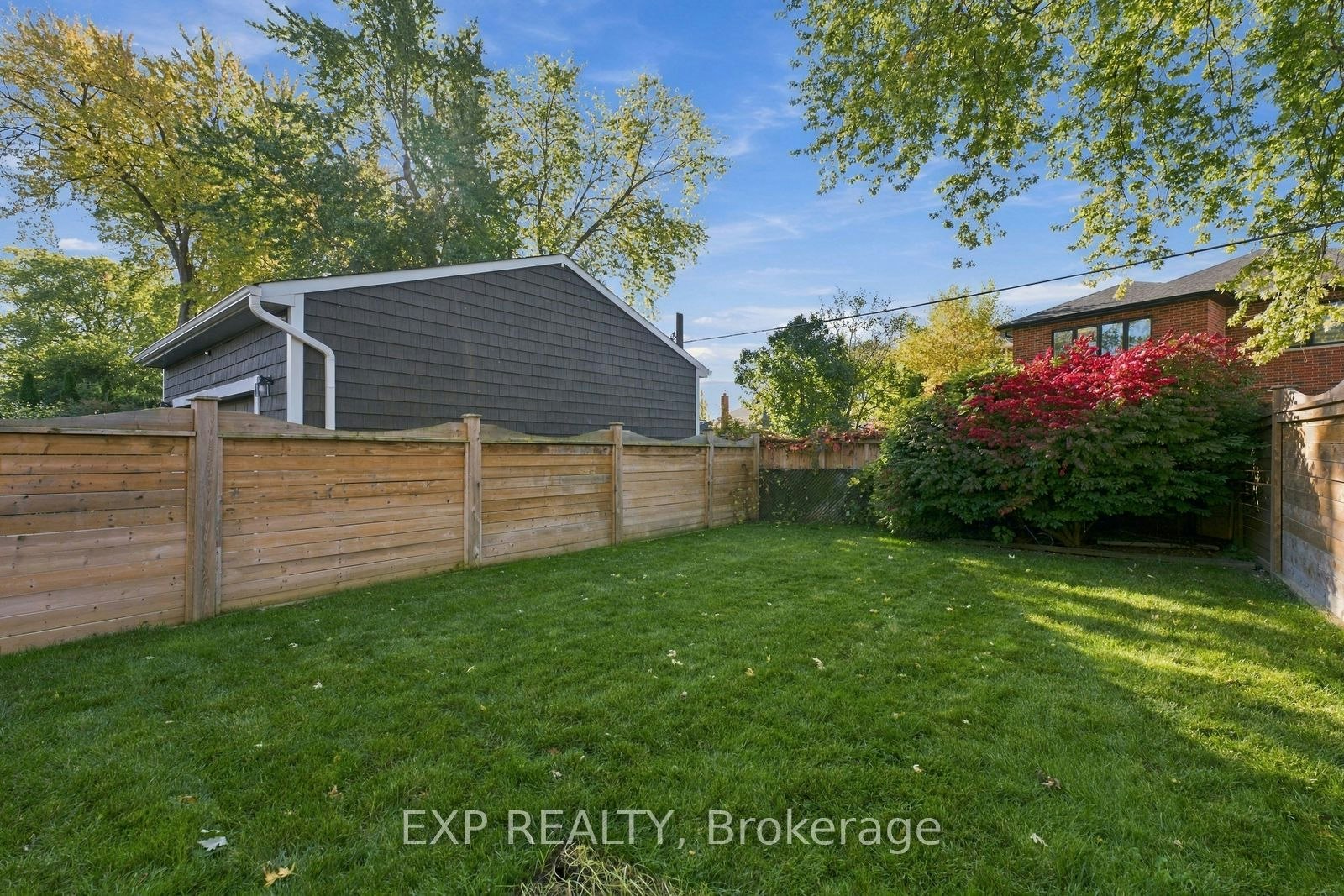 54 Benson Avenue, Mississauga, ON, L5H 2P4 - 32