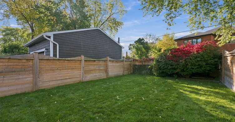 54 Benson Avenue, Mississauga, ON, L5H 2P4 - 32