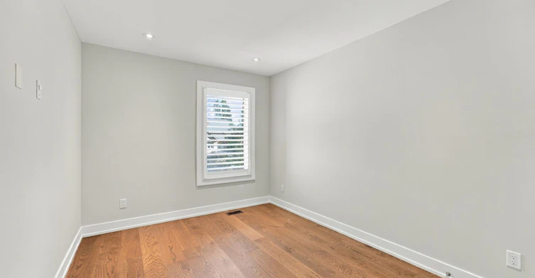 54 Benson Avenue, Mississauga, ON, L5H 2P4 - 24
