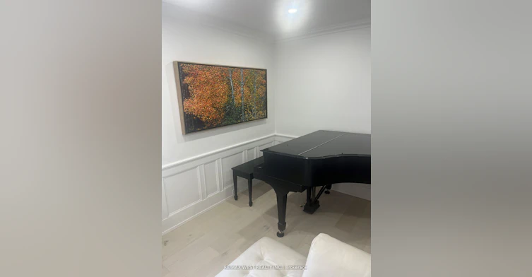 Main-27 Oakview Avenue, Toronto, ON, M6P 3J3 - 5