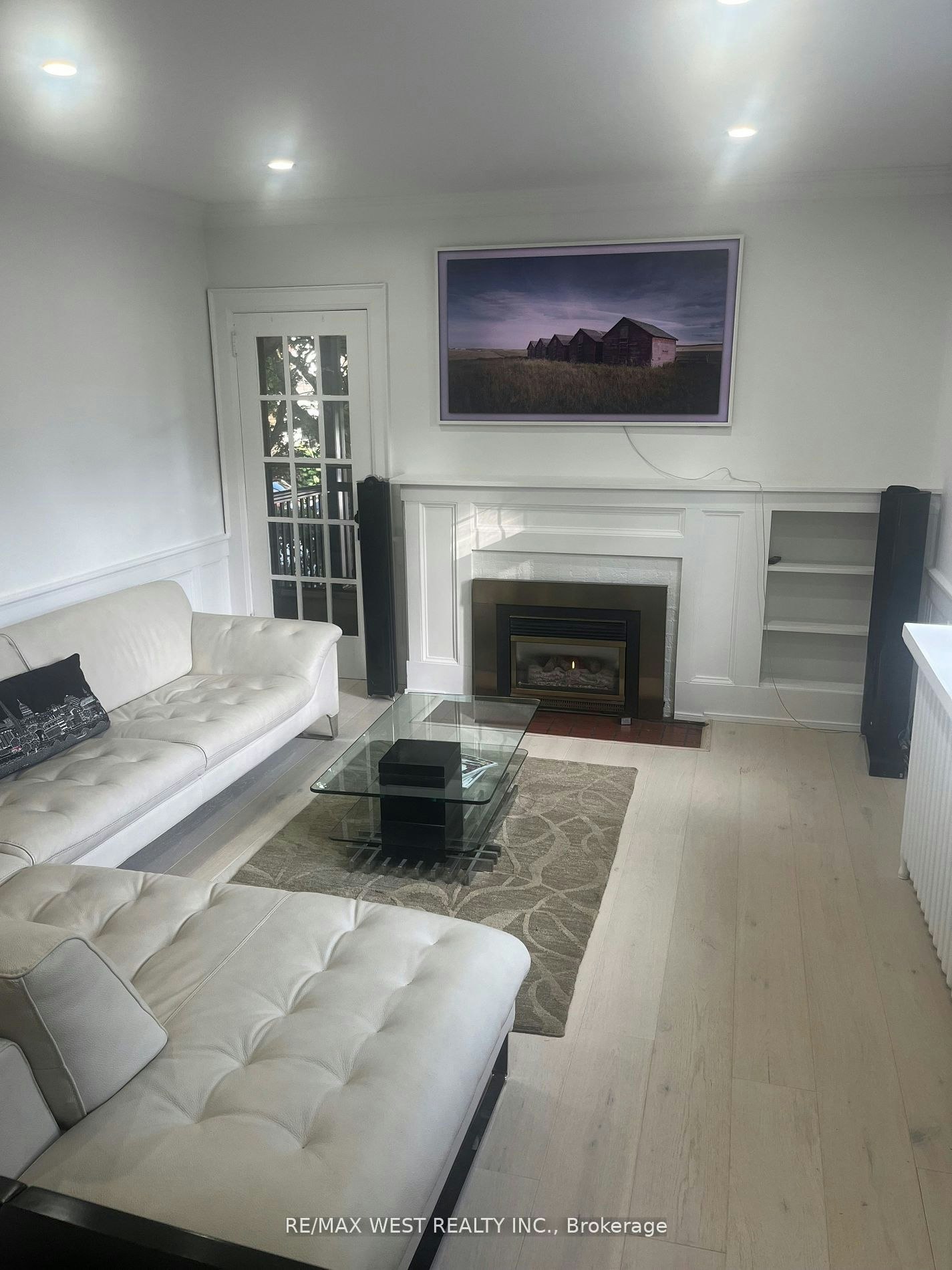 Main-27 Oakview Avenue, Toronto, ON, M6P 3J3 - 4