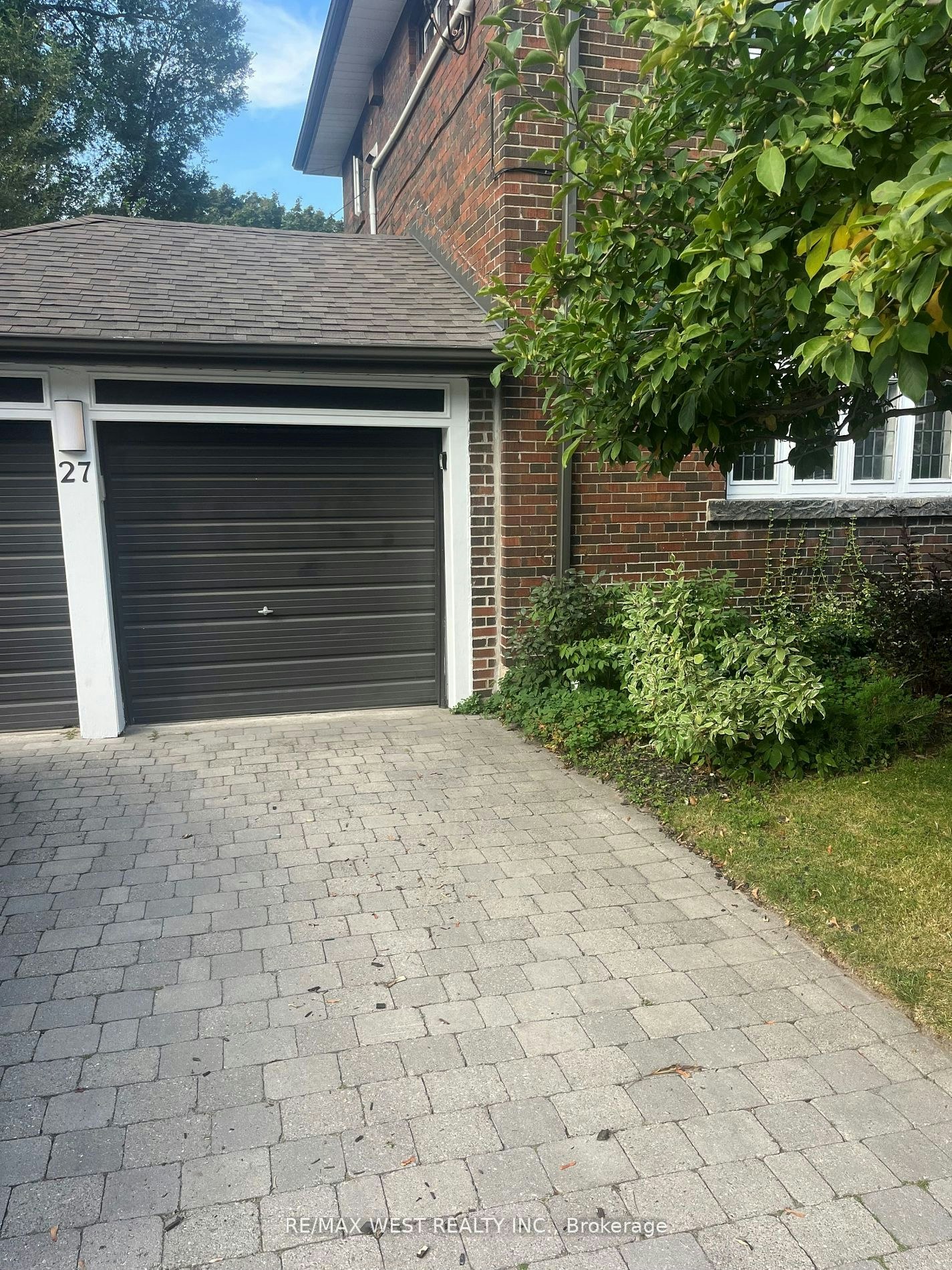 Main-27 Oakview Avenue, Toronto, ON, M6P 3J3 - 14