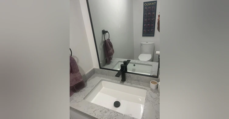 Main-27 Oakview Avenue, Toronto, ON, M6P 3J3 - 11