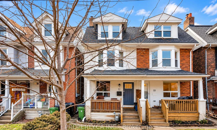 12 Sarnia Avenue