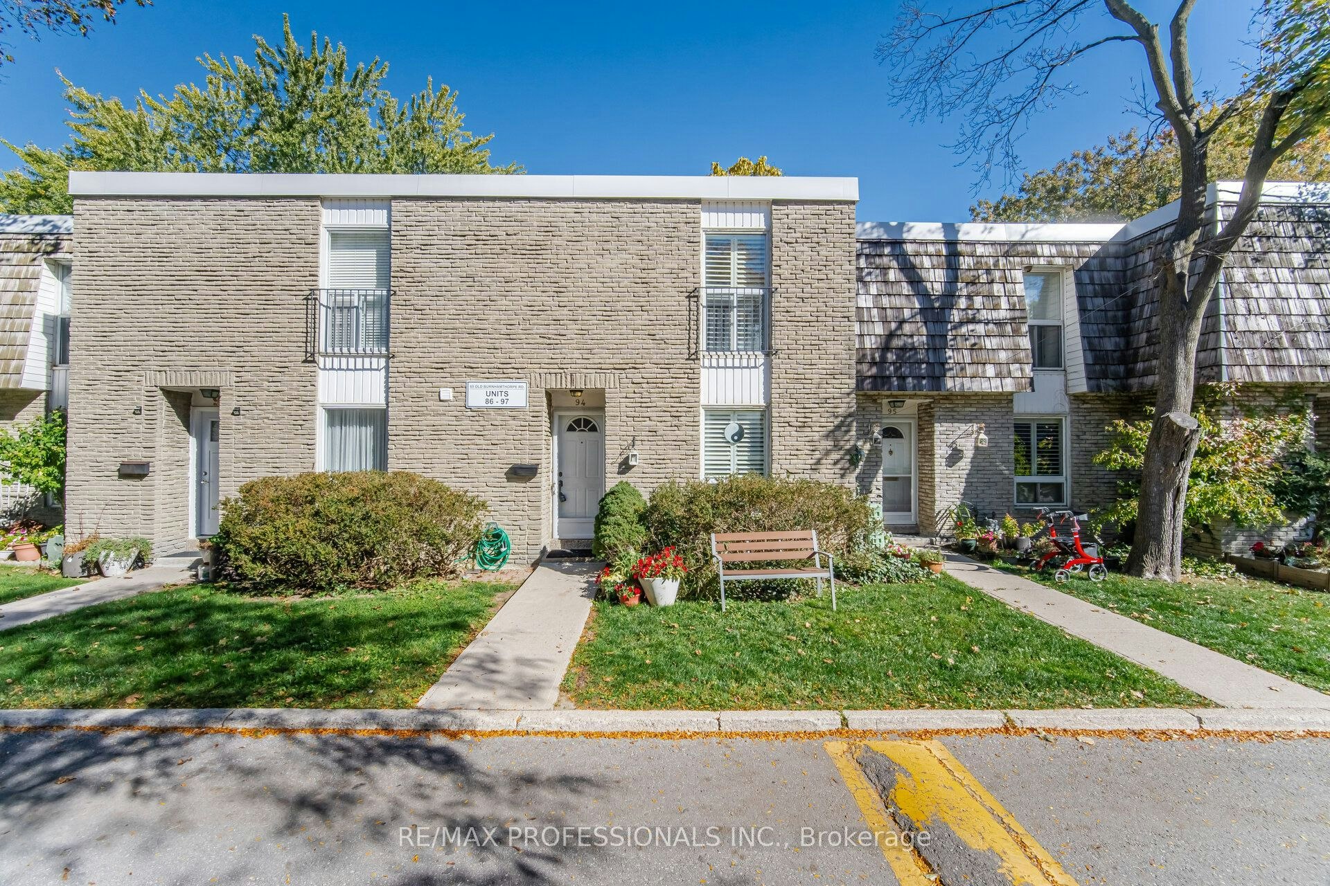94-65 Old Burnhamthorpe Road, Toronto, ON, M9C 3J6