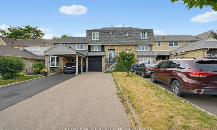24 Primrose Crescent