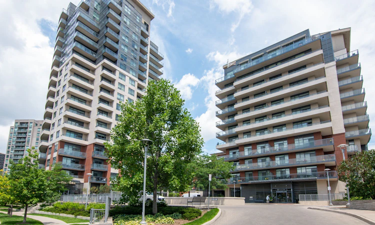 1207-35 Fontenay Court
