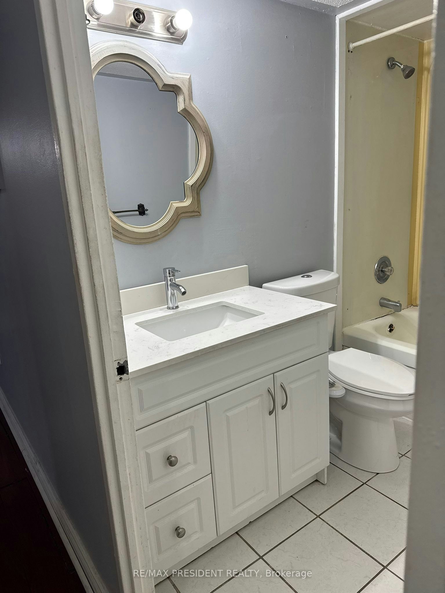 101-21 Knightsbridge Road, Brampton, ON, L6T 3Y1 - 12