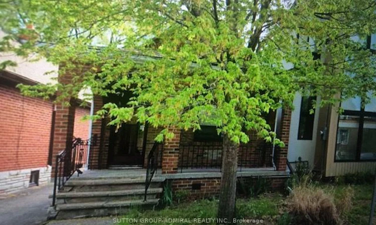 703 Willard Avenue