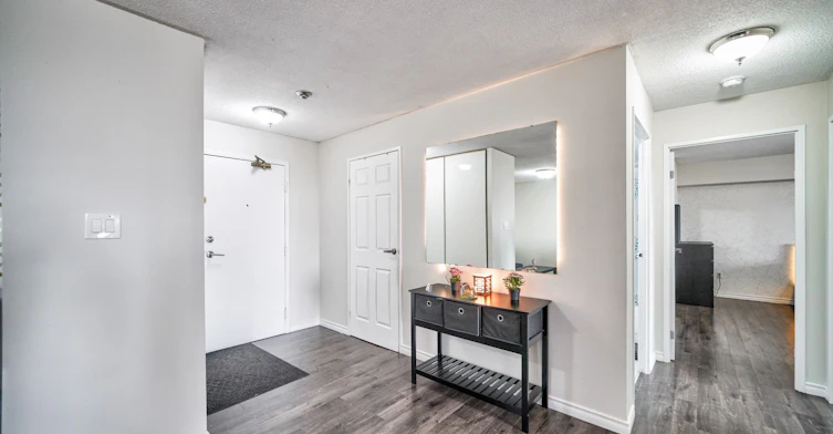 1710-5 Rowntree Road, Toronto, ON, M9V 5G9 - 5