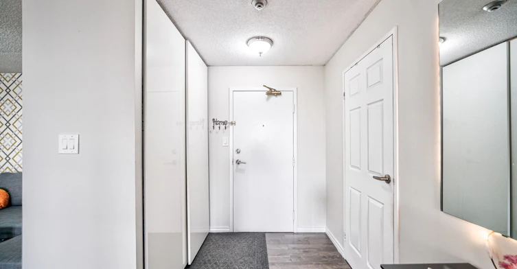 1710-5 Rowntree Road, Toronto, ON, M9V 5G9 - 4