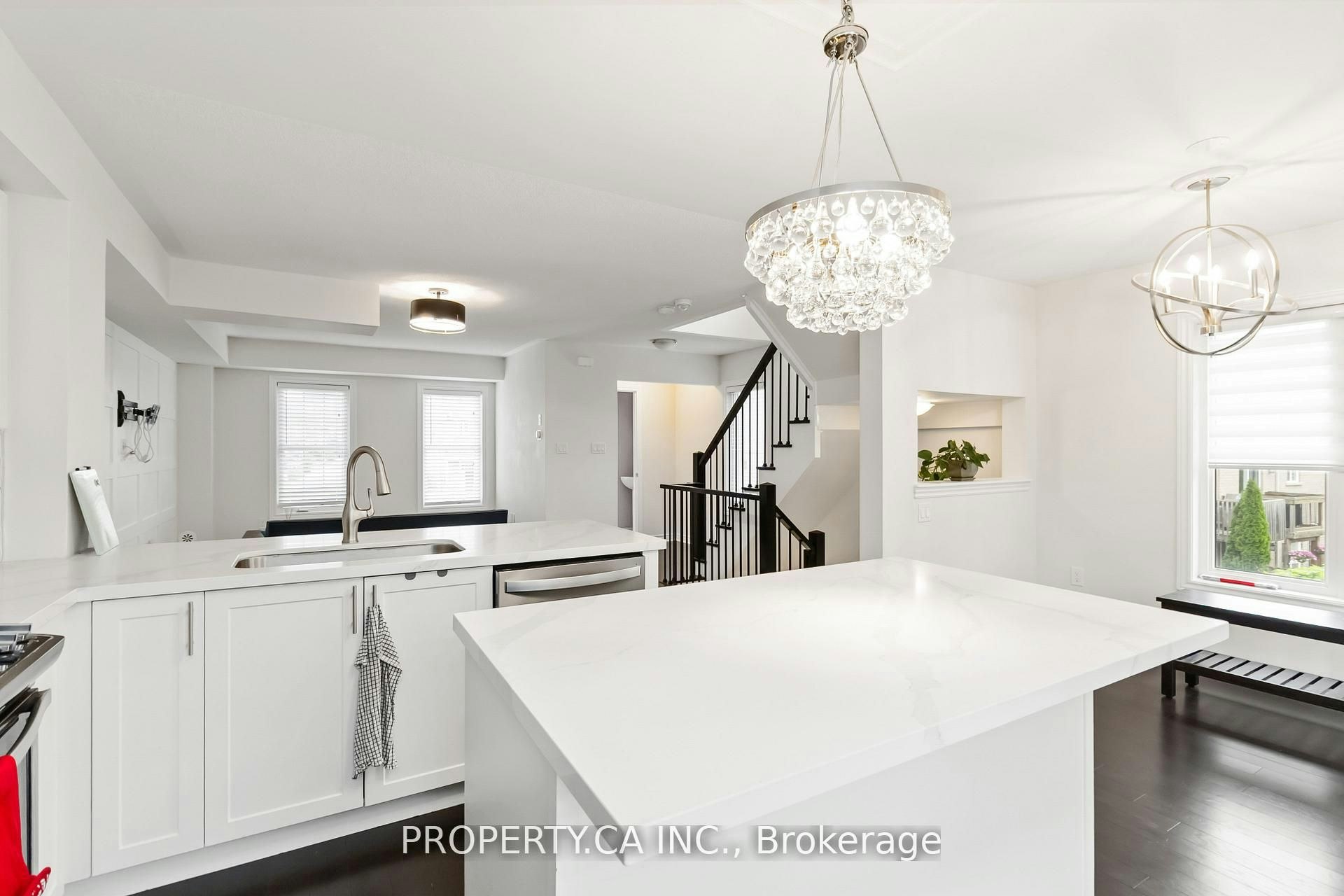 99-2280 Baronwood Drive, Oakville, ON, L6M 0K4 - 7