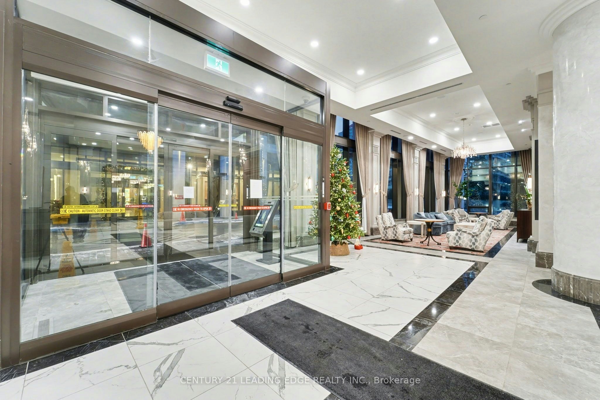 30 Elm Drive W, Mississauga, ON, L5B 0N6 - 3