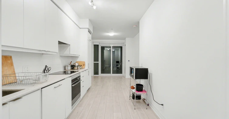 30 Elm Drive W, Mississauga, ON, L5B 0N6 - 14