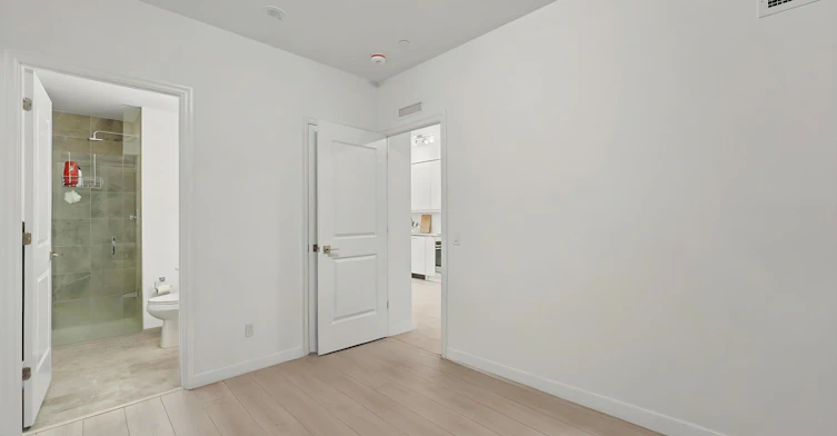 30 Elm Drive W, Mississauga, ON, L5B 0N6 - 23