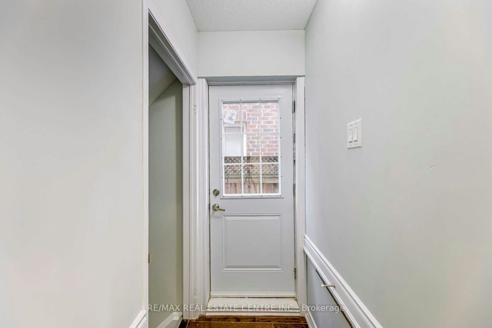 Bsmt-3560 Stonecutter Crescent S, Mississauga, ON, L5M 7N6 - 4