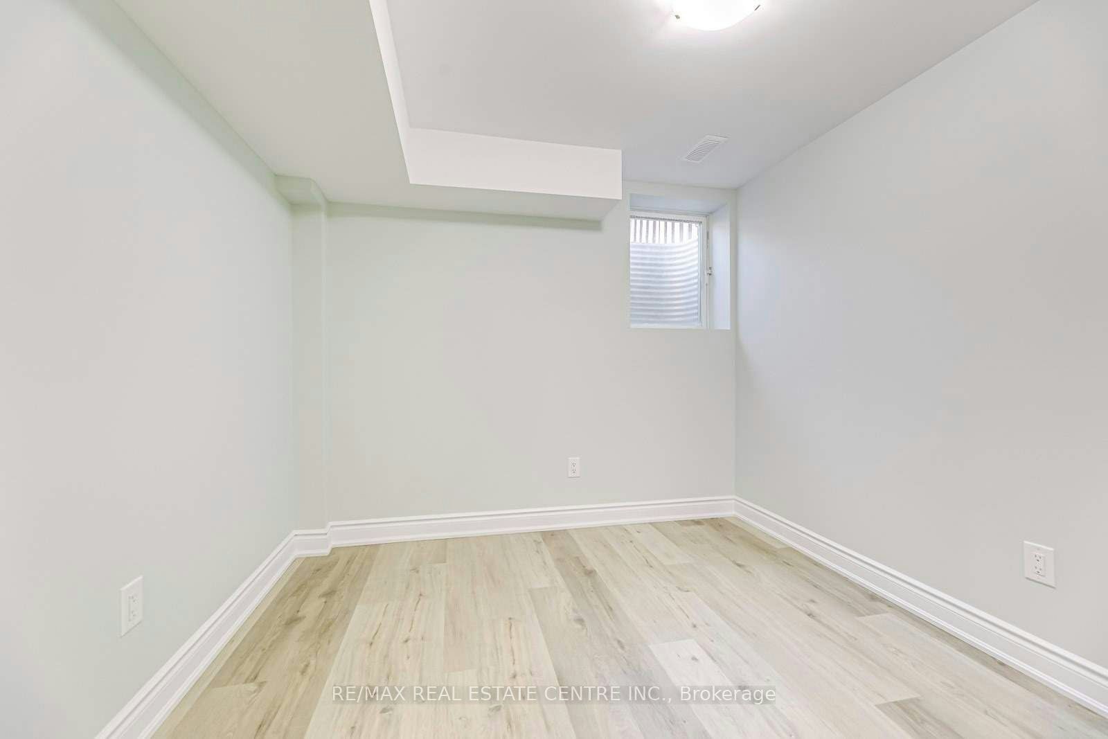 Bsmt-3560 Stonecutter Crescent S, Mississauga, ON, L5M 7N6 - 8