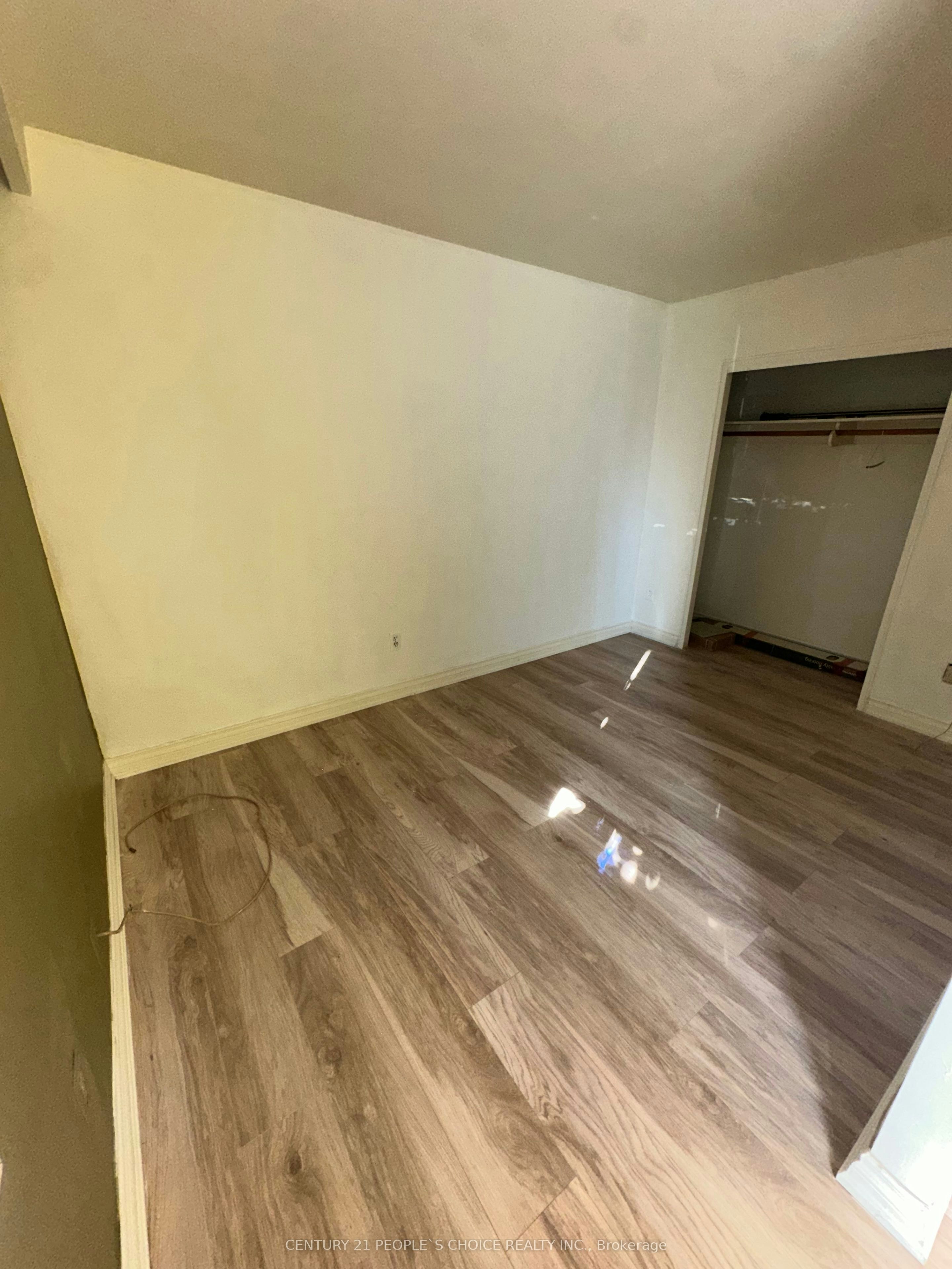 102-50 Gulliver Road, Toronto, ON, M6M 2N2 - 4