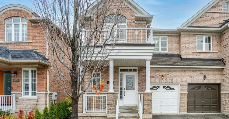 3716 Bloomington Crescent, Mississauga, ON, L5M 0A2