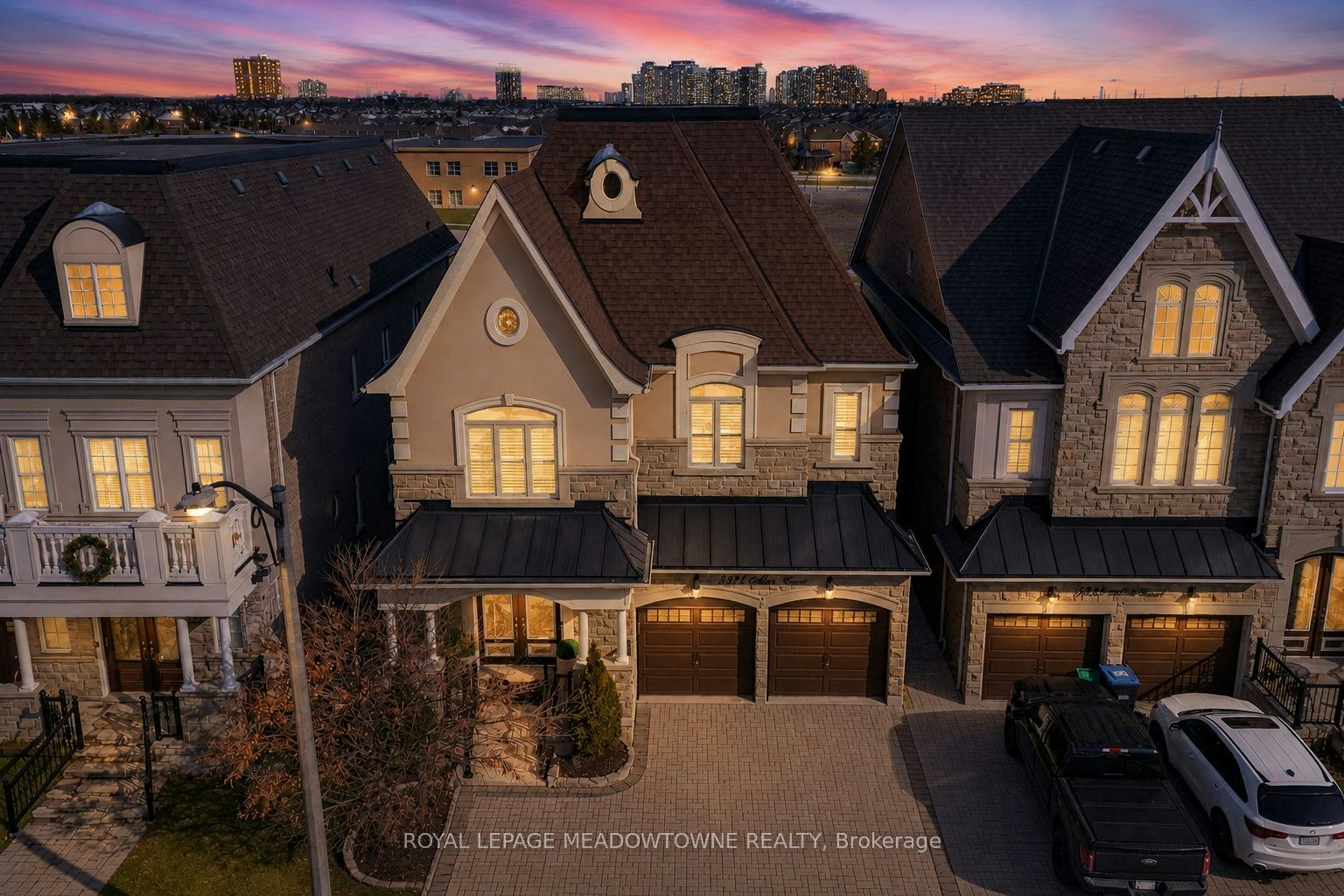 5221 Adobe Court, Mississauga, ON, L5M 0K8
