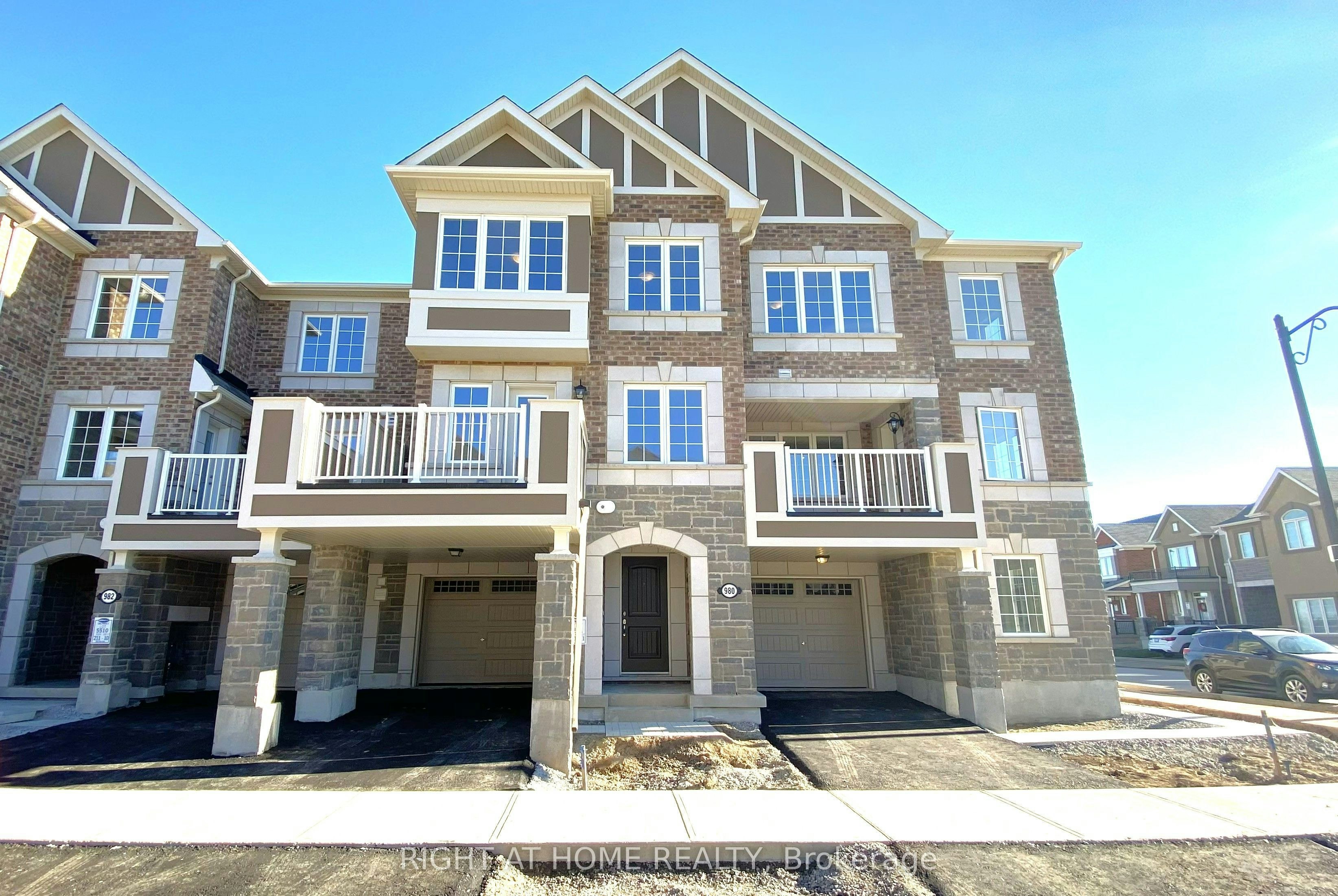 980 Alder Gate, Milton, ON, L9E 1R6