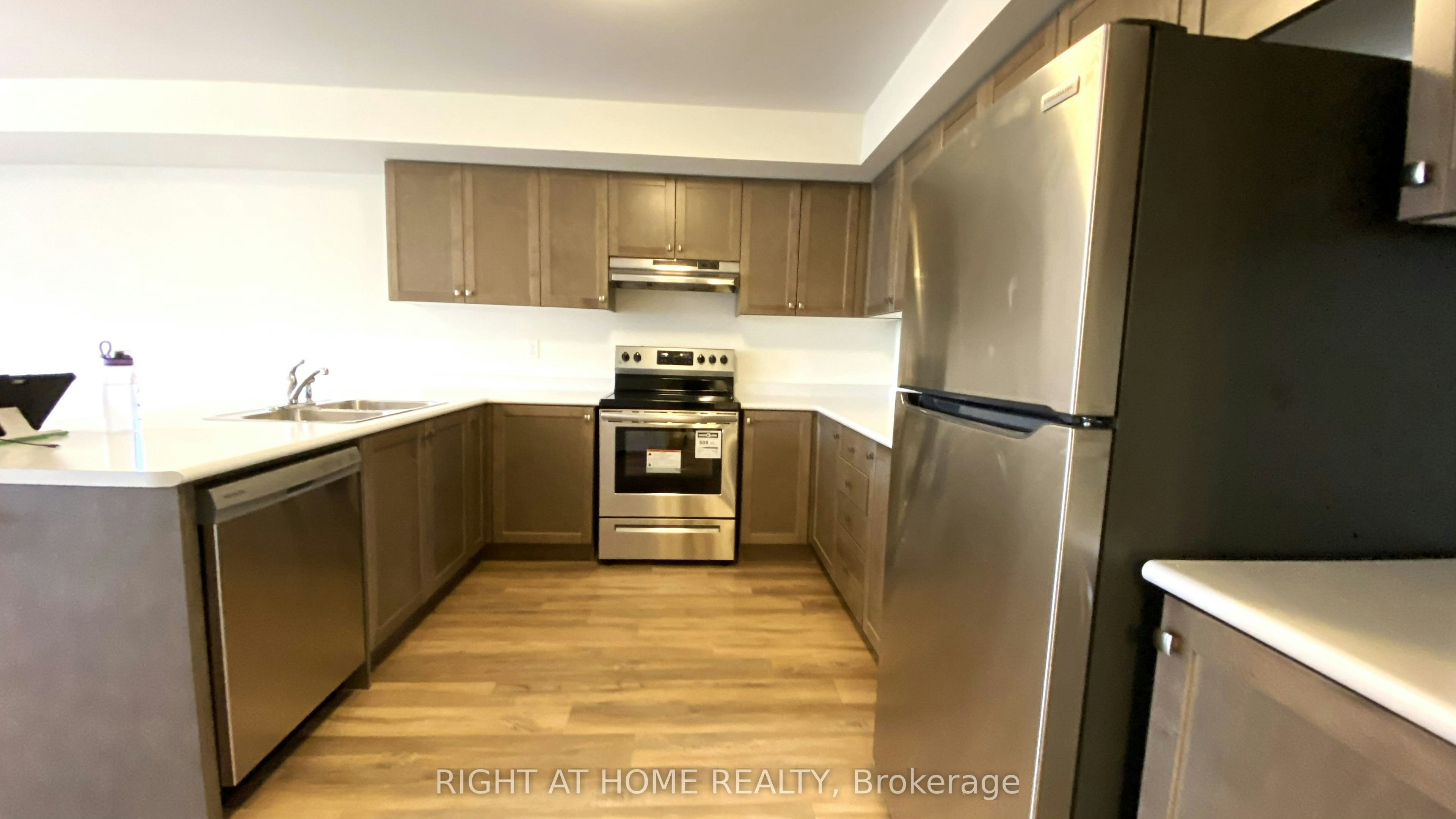 980 Alder Gate, Milton, ON, L9E 1R6 - 5