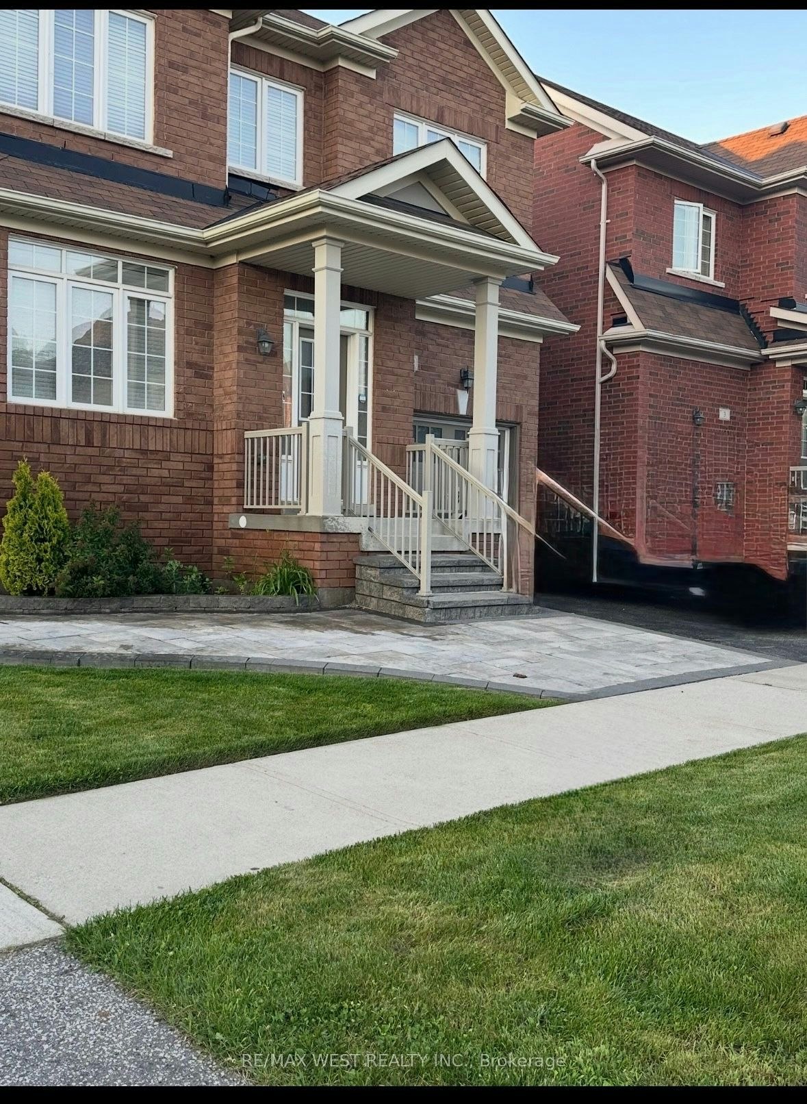 5 Bryony Road, Brampton, ON, L7A 0G2