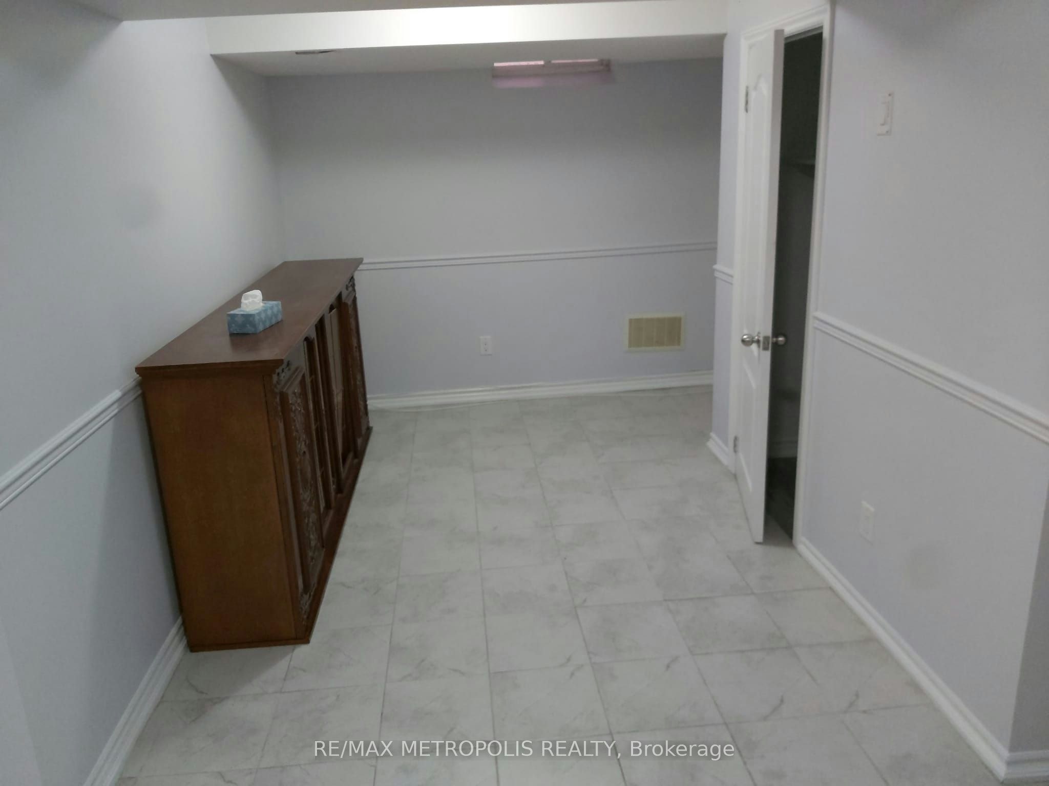 BSMT-42 Dolly Varden Drive, Brampton, ON, L6R 3L3 - 8