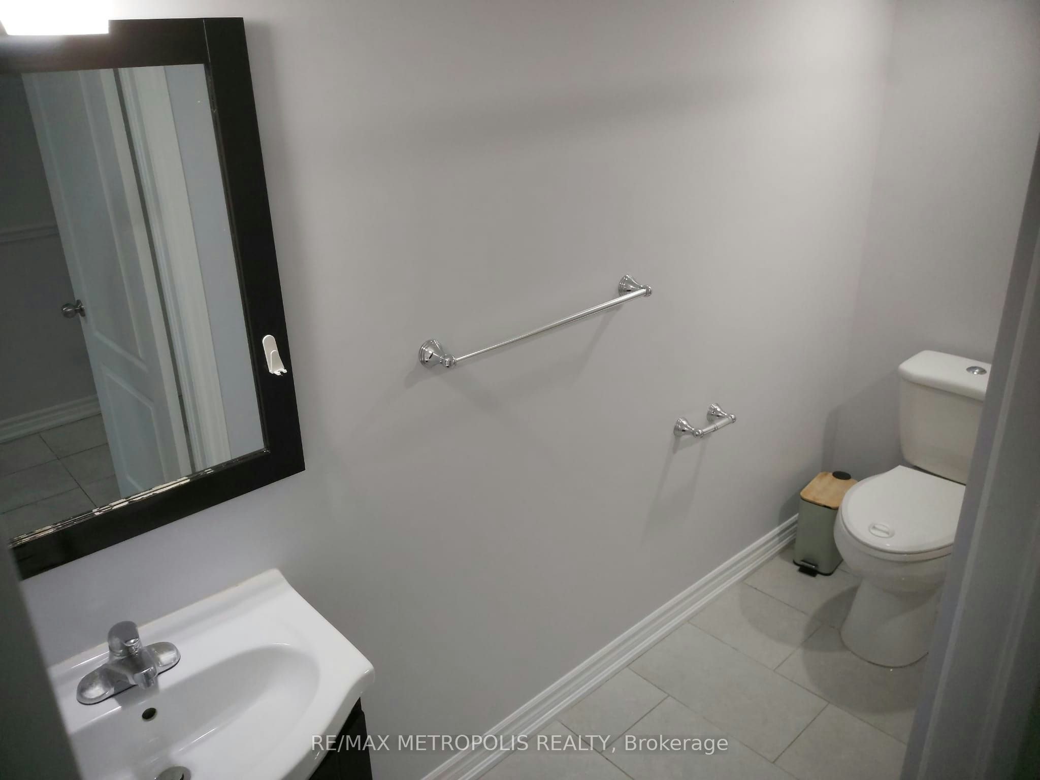 BSMT-42 Dolly Varden Drive, Brampton, ON, L6R 3L3 - 9