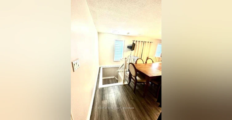 15 John Street, Milton, ON, L9T 1G2 - 16