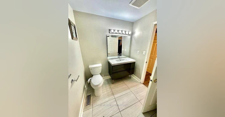 15 John Street, Milton, ON, L9T 1G2 - 10