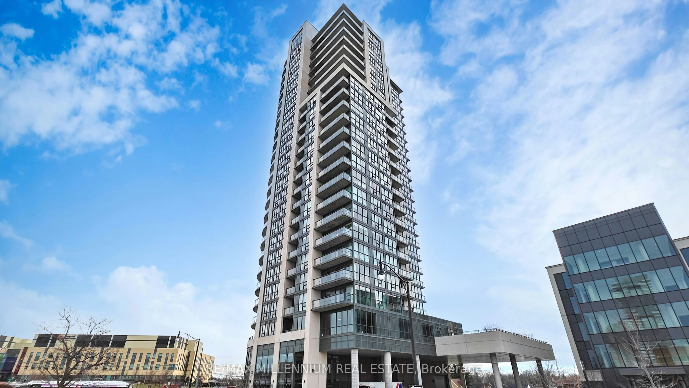 404-15 Lynch Street, Brampton, ON, L6W 2B1