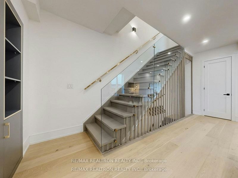 41 Algoma Street, Toronto, ON, M8Y 1C4 - 25