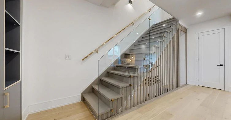 41 Algoma Street, Toronto, ON, M8Y 1C4 - 25
