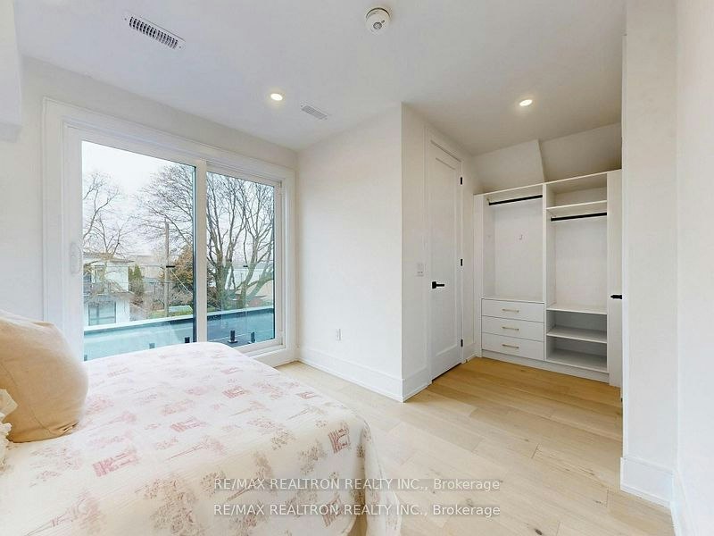 41 Algoma Street, Toronto, ON, M8Y 1C4 - 34